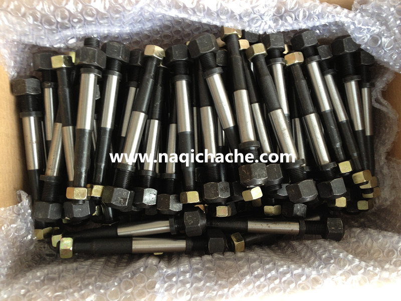 丰田叉车配件 丰田1.8T电瓶叉车前轮毂螺栓42482-13130-71详解