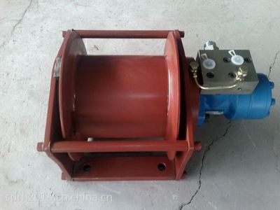 工业车辆多功能化改造 叉车、挖掘机、修井机等设备加装卷扬与液压绞车配件指南